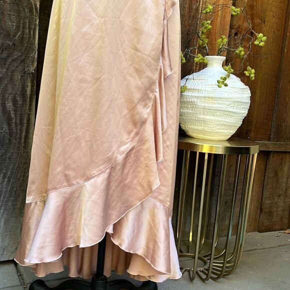 FAUX WRAP BRIDESMAID DRESS, Size 4 - Picture 2 of 12